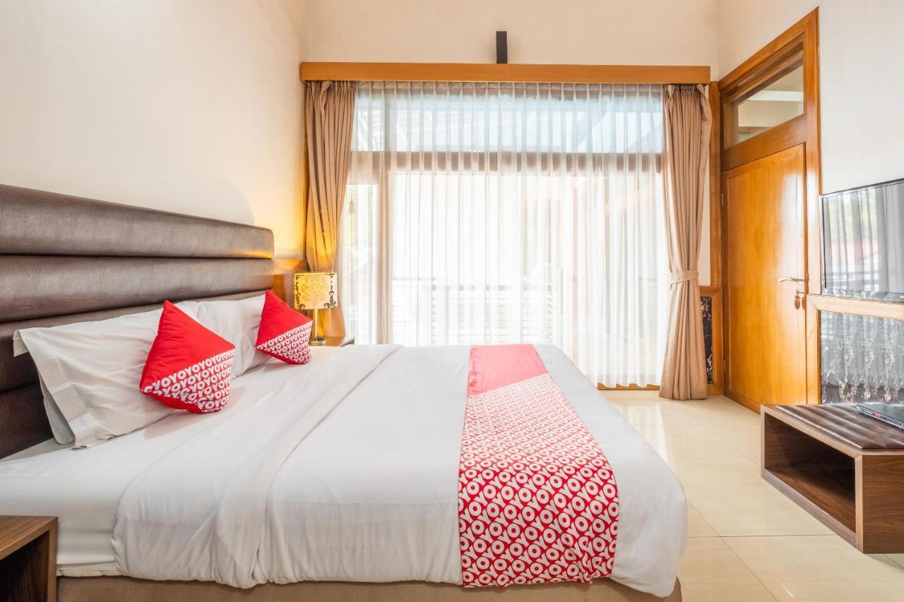 Oyo 1210 Nice Guesthouse Bandung Exterior foto